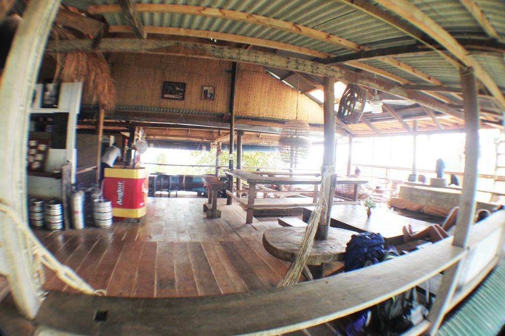 Bed and Breakfast Kepmandou Lounge-Bar Habitación foto