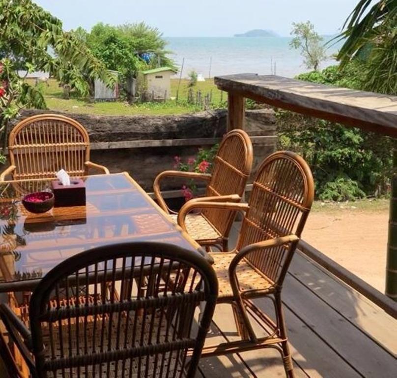 Bed and Breakfast Kepmandou Lounge-Bar Exterior foto
